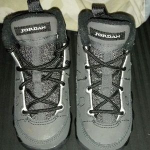 Toddlers size 6c jordan 23